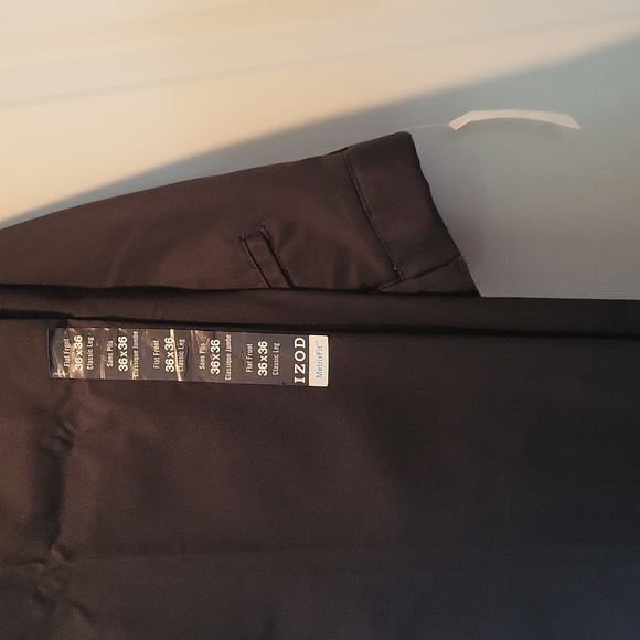 IzOD Men's Big & Tall American Chino BT Navy 36x36 New with tags - Picture 2 of 4